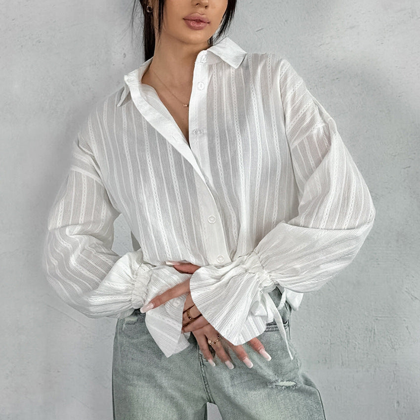 Emma | Gestreifte Bluse mit Knopfleiste und Bindemanschetten