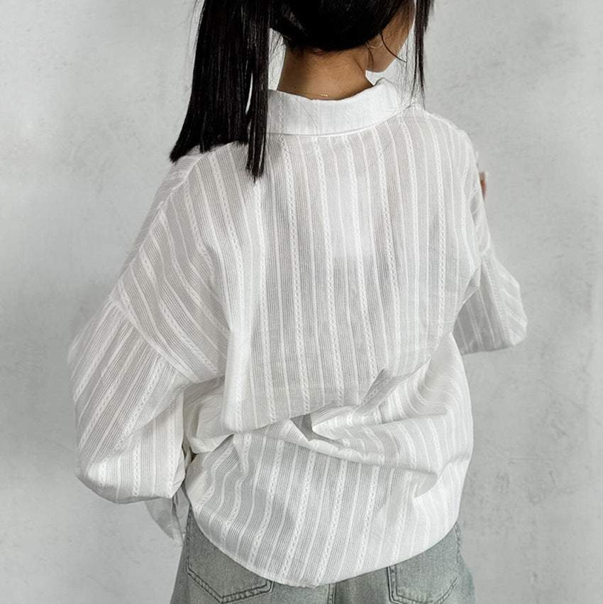 Emma | Gestreifte Bluse mit Knopfleiste und Bindemanschetten